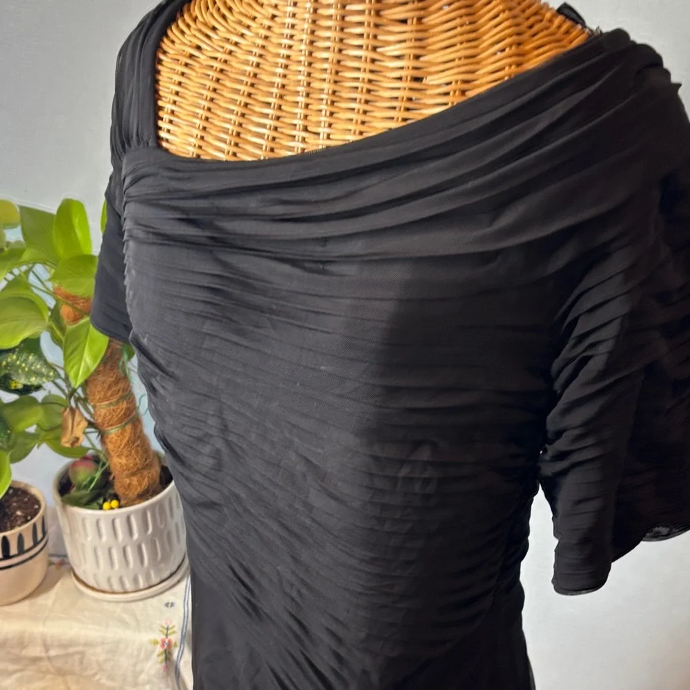 Tadashi Shoji Elegant Black Long Sleeve Gown draped mesh stretch dress - Picture 4 of 8